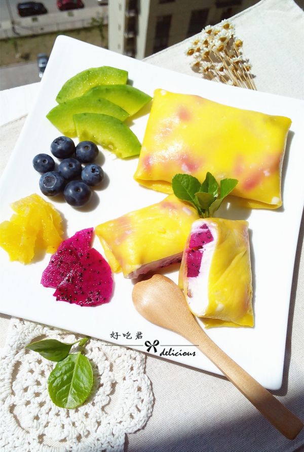 蛋糕火龙果班戟