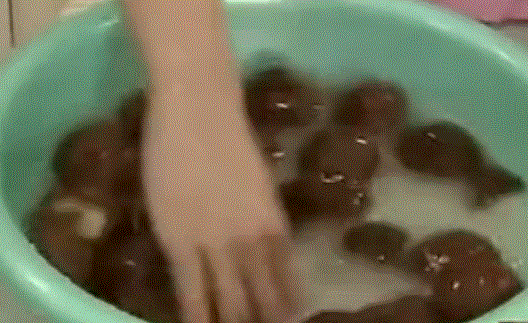 脏东西轻轻松松就出来了