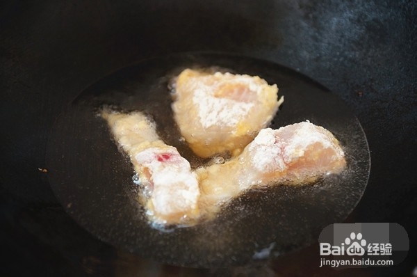 椒盐鱼骨的做法过程