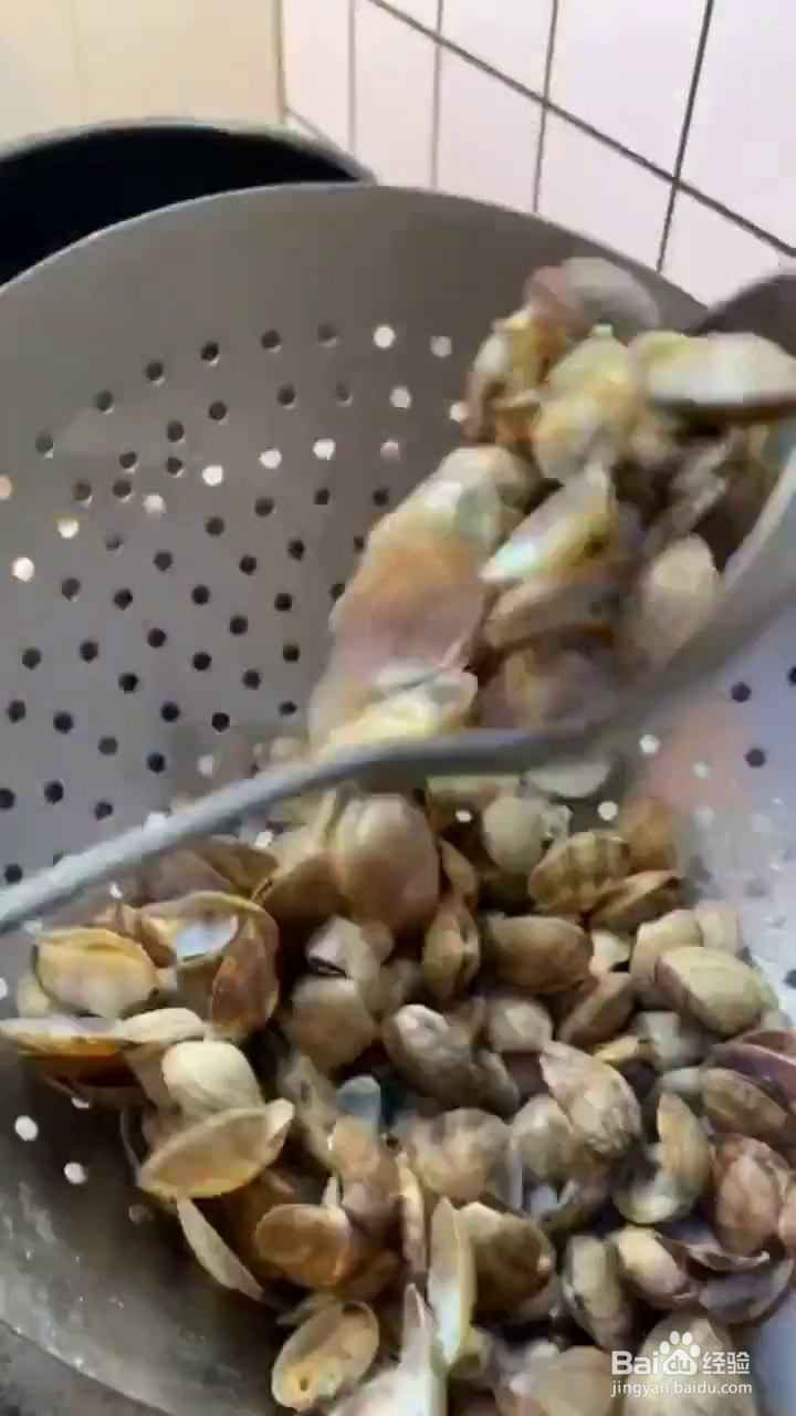 如何炒出好吃的蒜香花甲？