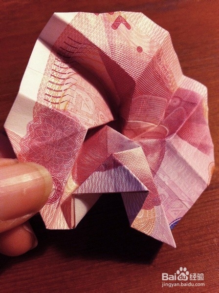 玫瑰花的折法:如何用钱折玫瑰(组图全说明)
