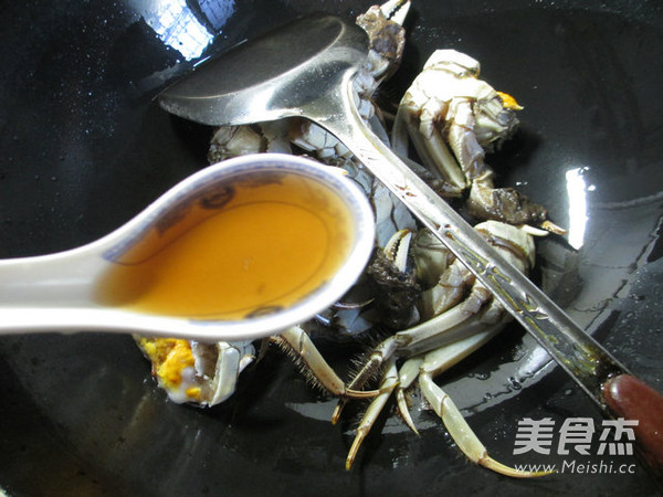 茭白烧大闸蟹