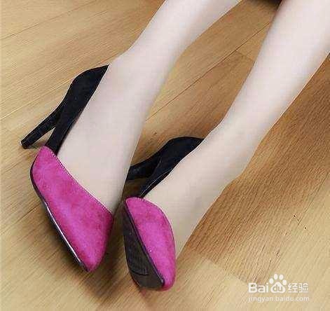 不用太纠结高跟鞋的类型, 就能演绎一段时尚秀