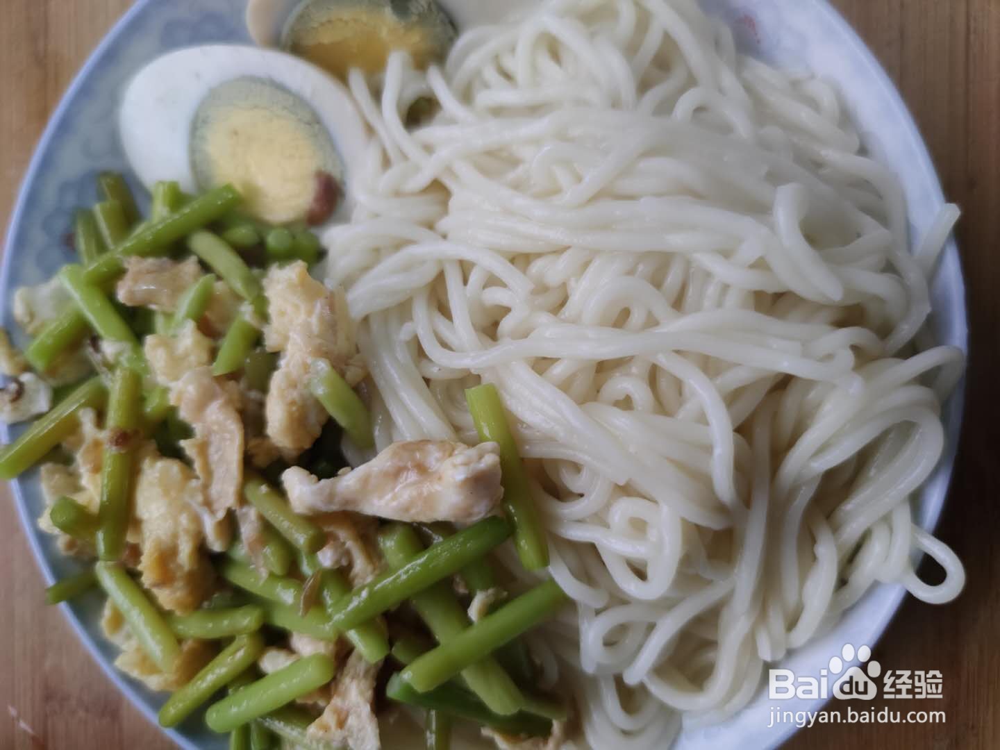 酱牛肉卤蛋热干面