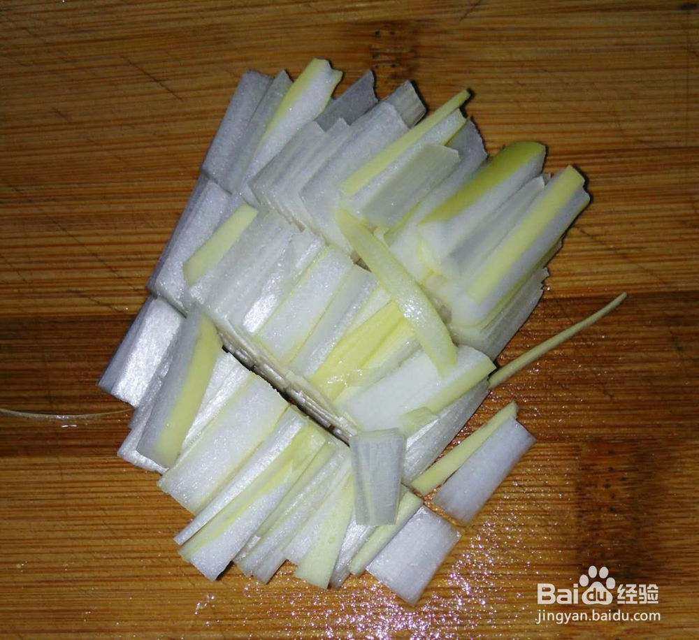 青椒金针菇炒鱿鱼的做法