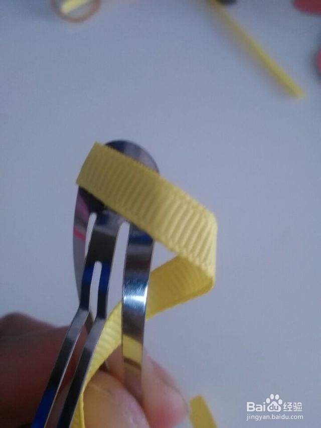 DIY手工：[4]DIY礼物发卡送孩子