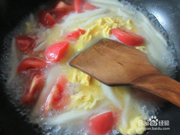 鸭蛋番茄煮鱼面