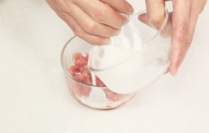 美味的韭黄清炒肉丝