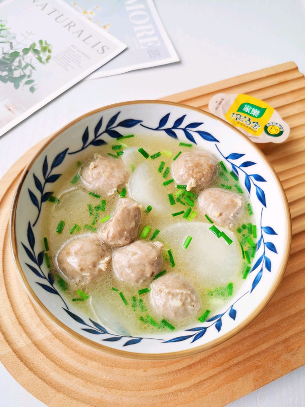 牛肉丸子萝卜汤
