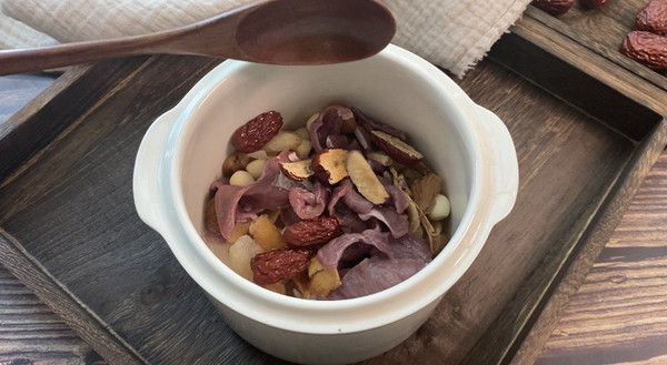 猪心百合莲子汤