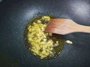 教你怎么做超级下饭的干煸花菜