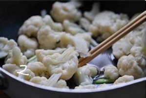教你怎么做麻油南乳花菜