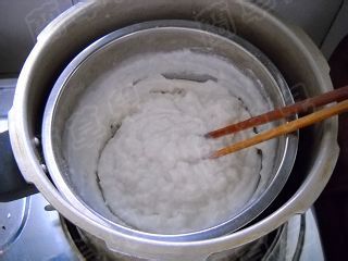 紫薯无花果馅冰皮月饼