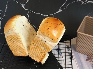 黑芝麻吐司的做法