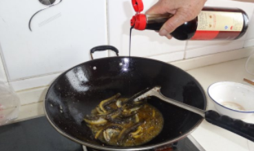 泥鳅挂面的做法是什么