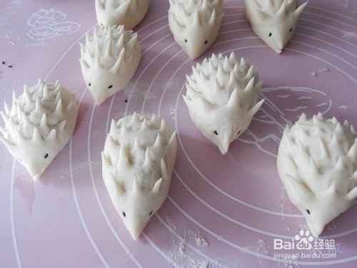 萌萌的包子：豆沙刺猬包