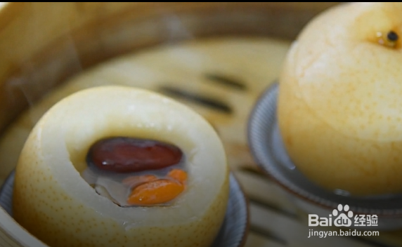 冰糖炖雪梨的做法?