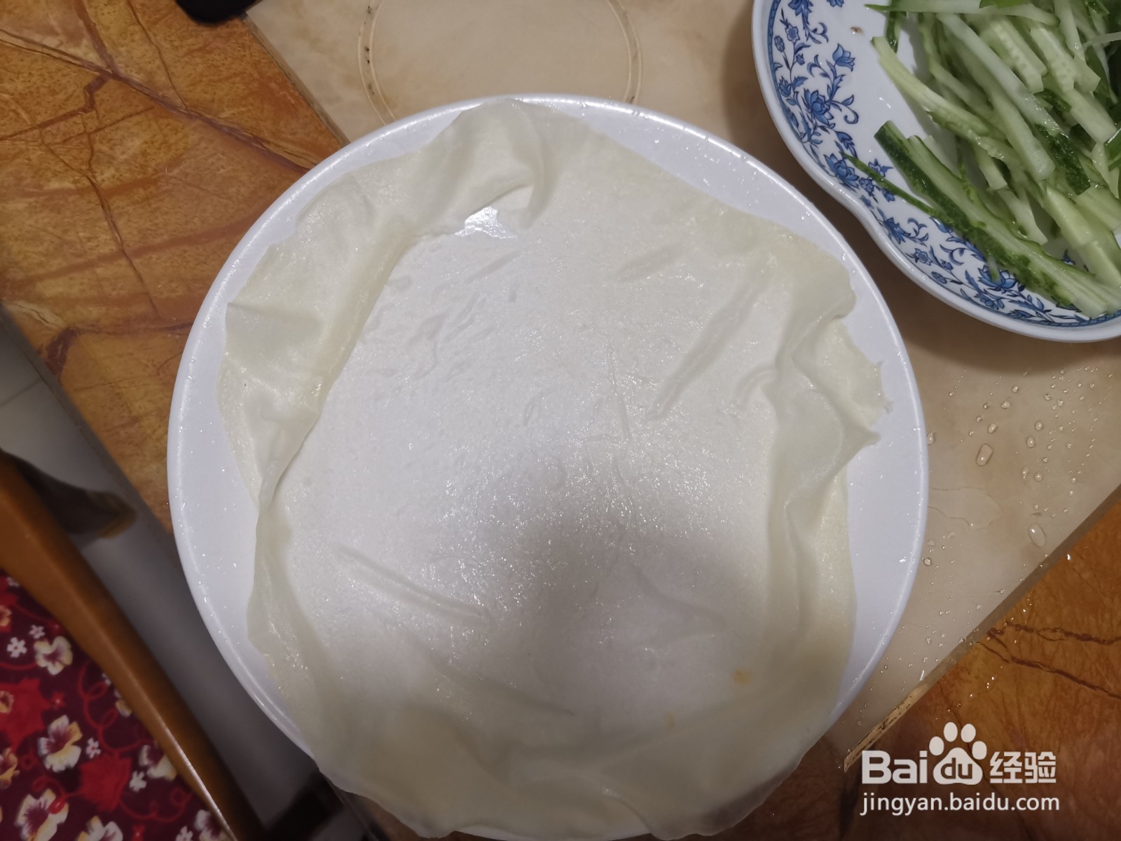 香菇酱土豆胡萝卜丝卷饼