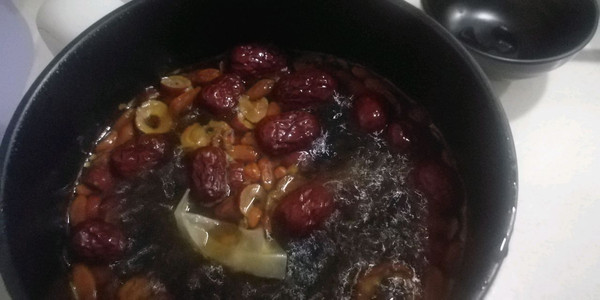 红枣枸杞桂圆山楂茶