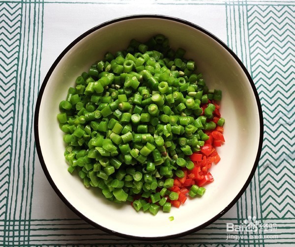 豆角煎鸡蛋的制作方法