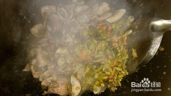 美食——酸豆角炒肥大肠