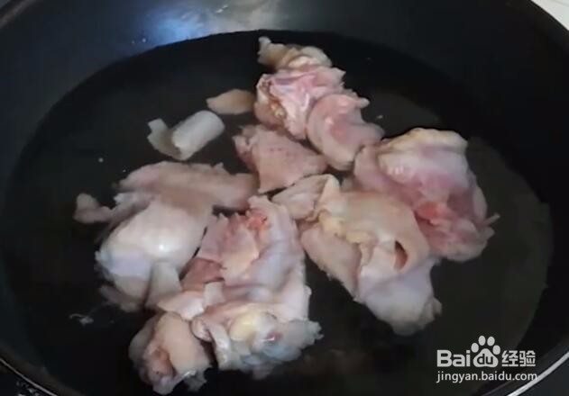 做一道简单的家常菜:炖鸡汤