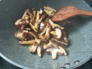 蚝油香菇的做法