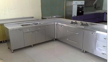 选购餐厅厨房不锈钢橱柜的正确方法: