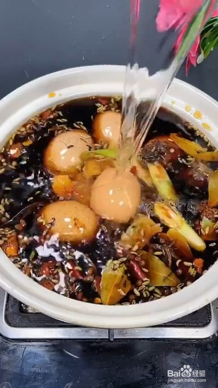 如何制作街边小吃好吃的卤鸡蛋