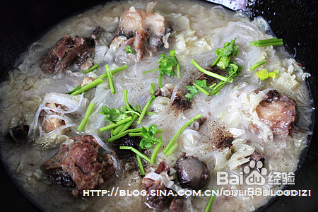 “鸡肋”照样吃出美味－－羊骨粉丝汤