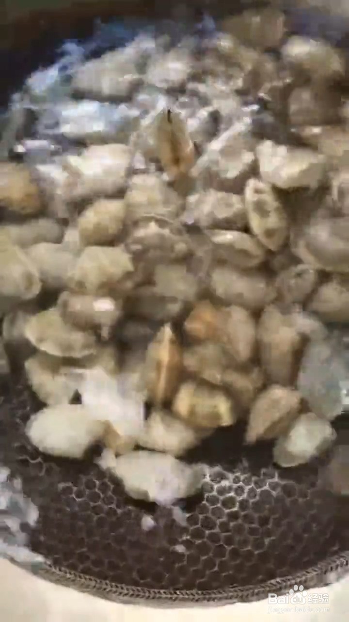 如何制作蒜香花蛤