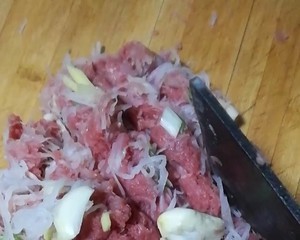 白萝卜牛肉饺子馅的做法
