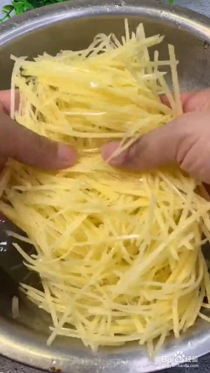 如何自制美味好吃的家常凉拌土豆丝