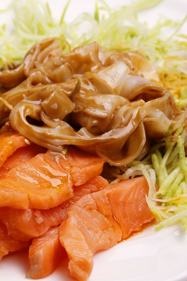 青木瓜凉皮三文鱼