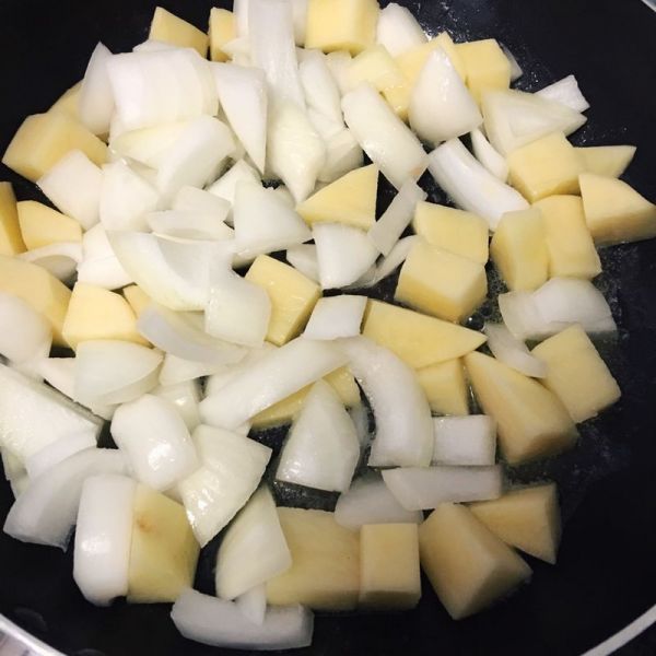 和风咖喱牛肉饭