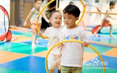 新生的宝宝如何买少儿险好？