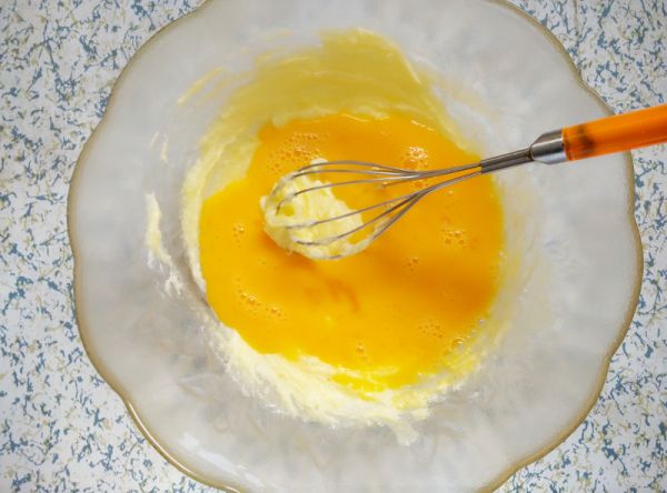 奶香红茶牛油戟