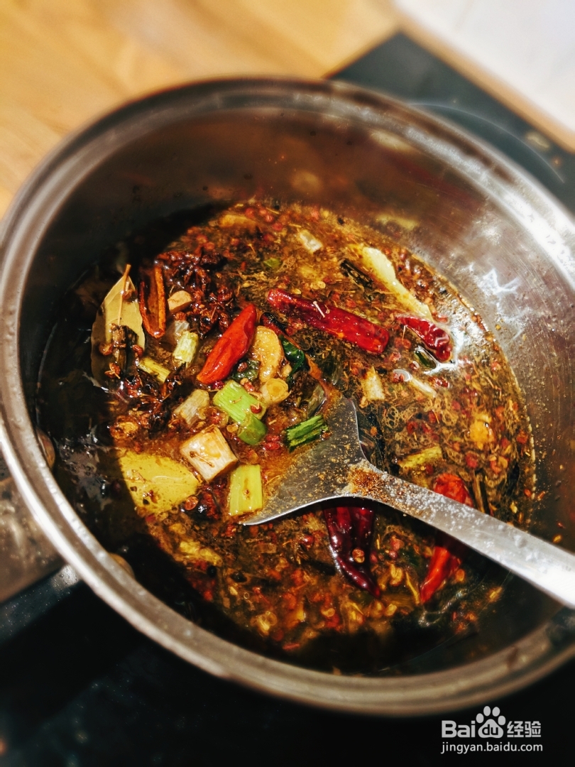 自己做麻辣鸭脖火鸡版美食教程!