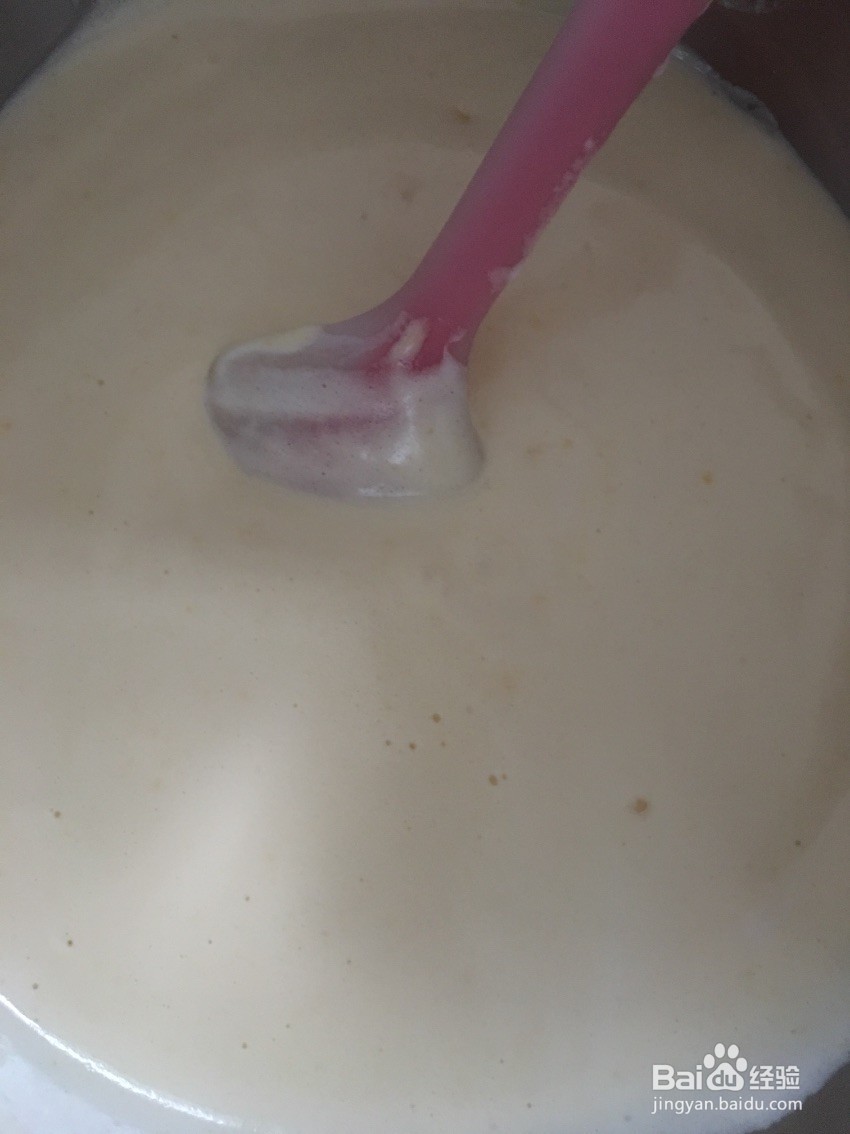 蔓越莓戚风纸杯蛋糕