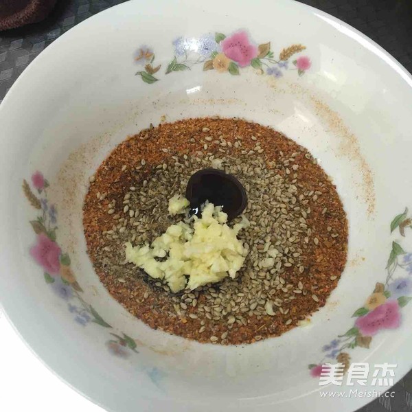 秘制辣椒油的做法