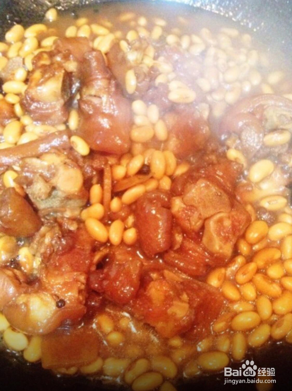 适合懒人做的美味黄豆炖猪蹄