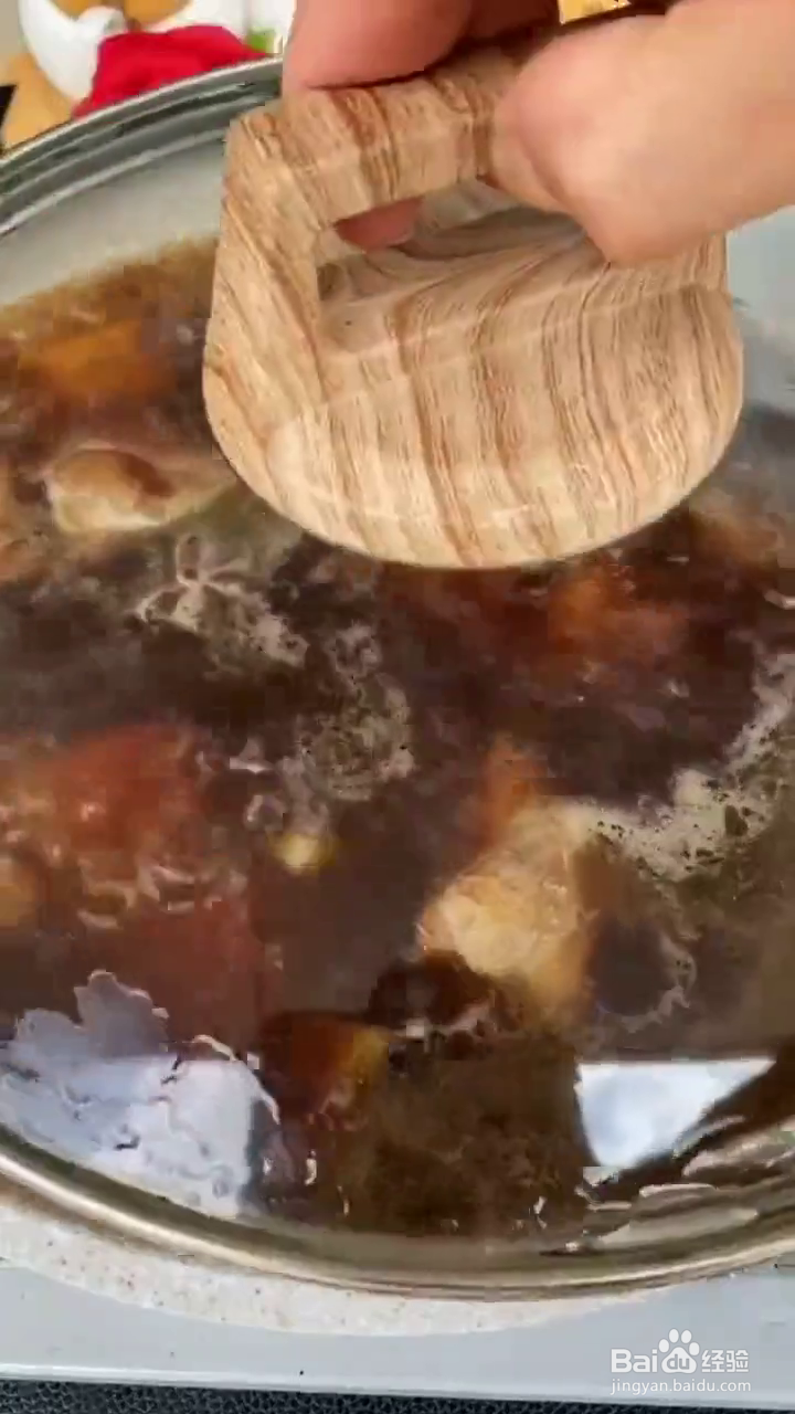 如何制作好吃的土豆烧排骨