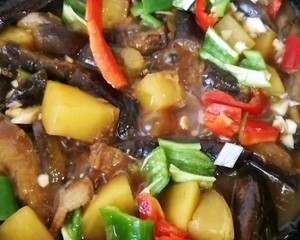茄子炖土豆的做法