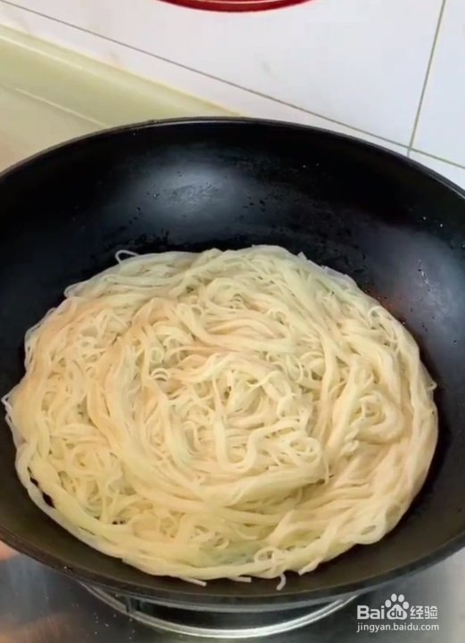 挂面鸡蛋饼的家常做法