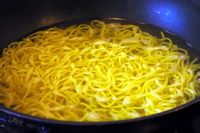 如何做鸡丝凉拌面