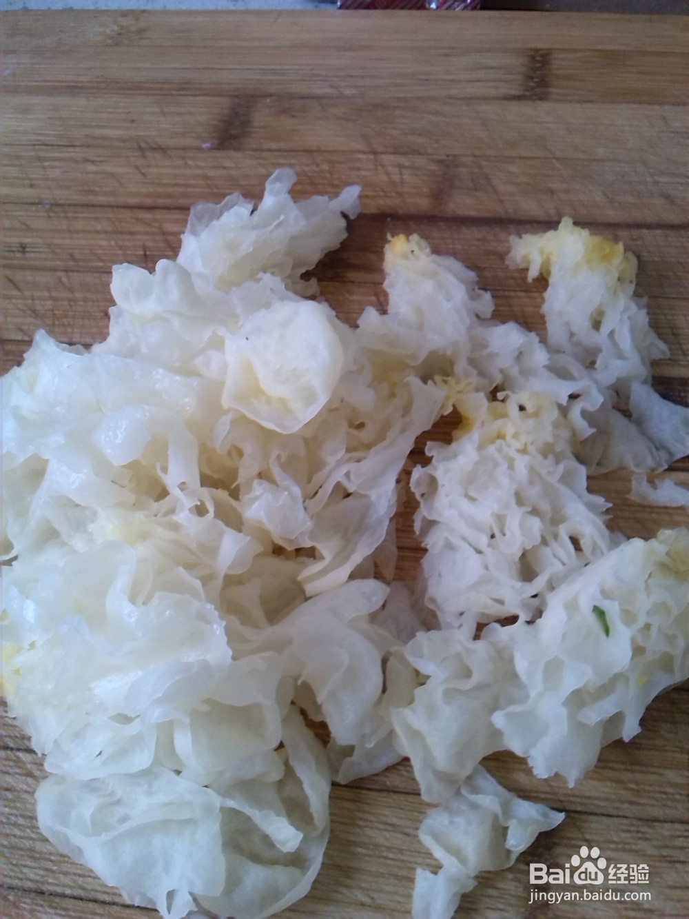 如何做五彩银耳鸡蛋汤