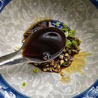 酸酸辣辣的饺子