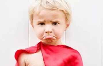 如何帮助宝宝度过叛逆期?