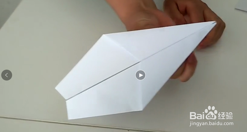 如何折纸飞机 纸飞机的折法
