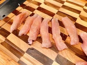 鸡胸肉糖醋里脊的做法